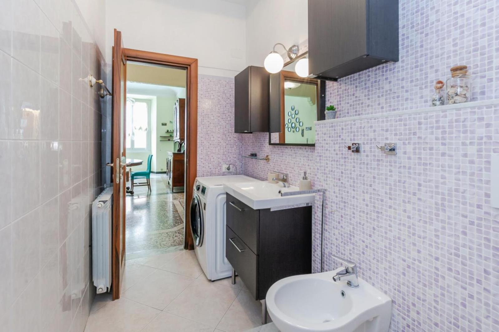 Appartement "Ca Niella" Art And Fun 9 Minutes From The Sea à Savone Extérieur photo