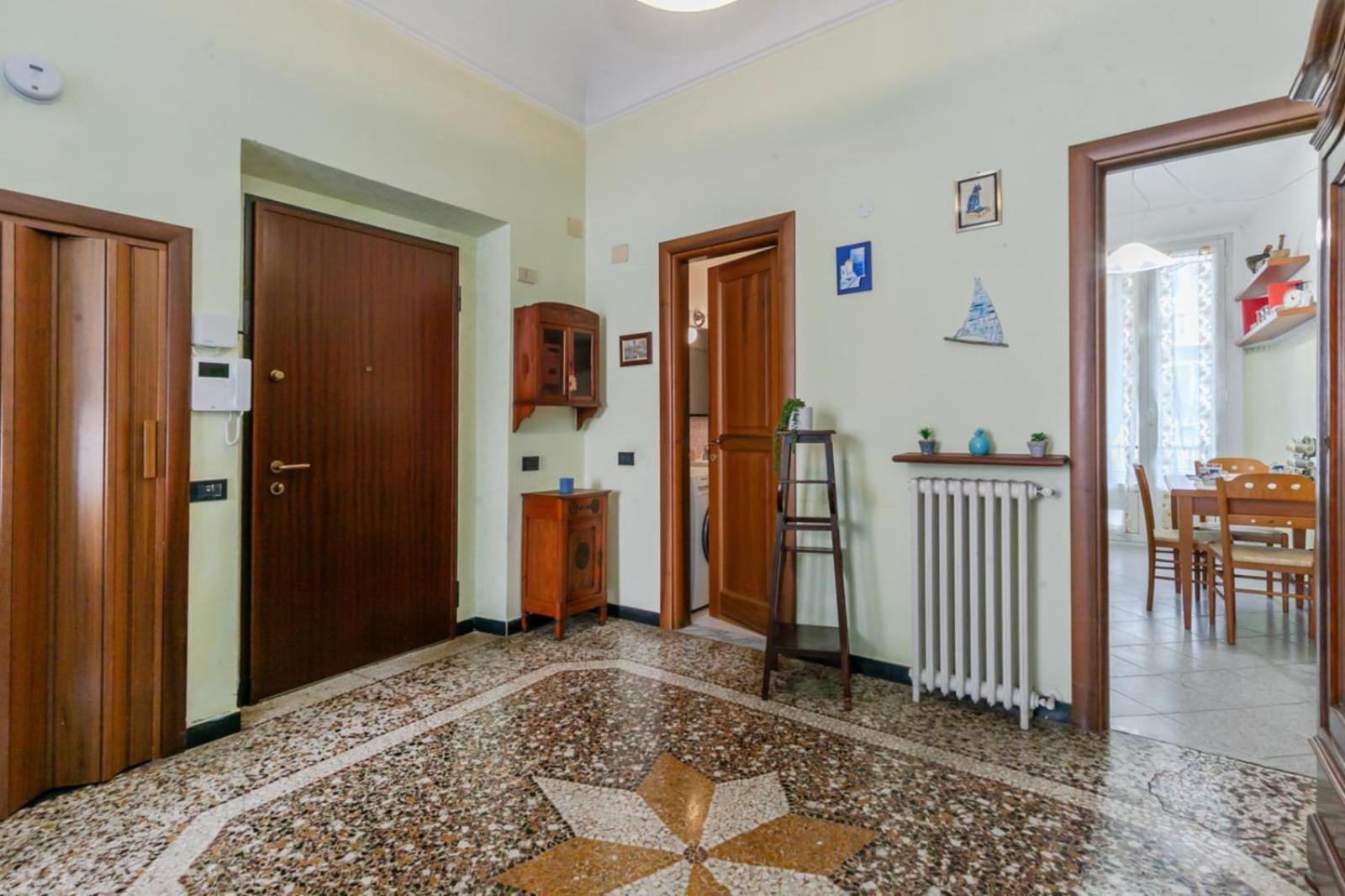 Appartement "Ca Niella" Art And Fun 9 Minutes From The Sea à Savone Extérieur photo